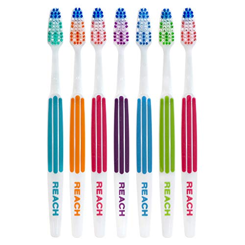 REACH Advanced Design Adult Toothbrush, Soft, 7 Count
