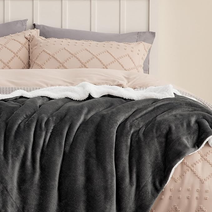 Bedsure Sherpa Fleece Throw Blanket for Couch - Thick and Warm, Soft Fuzzy Plush Throw Blanket for Winter, Charcoal, 50x60 Inches